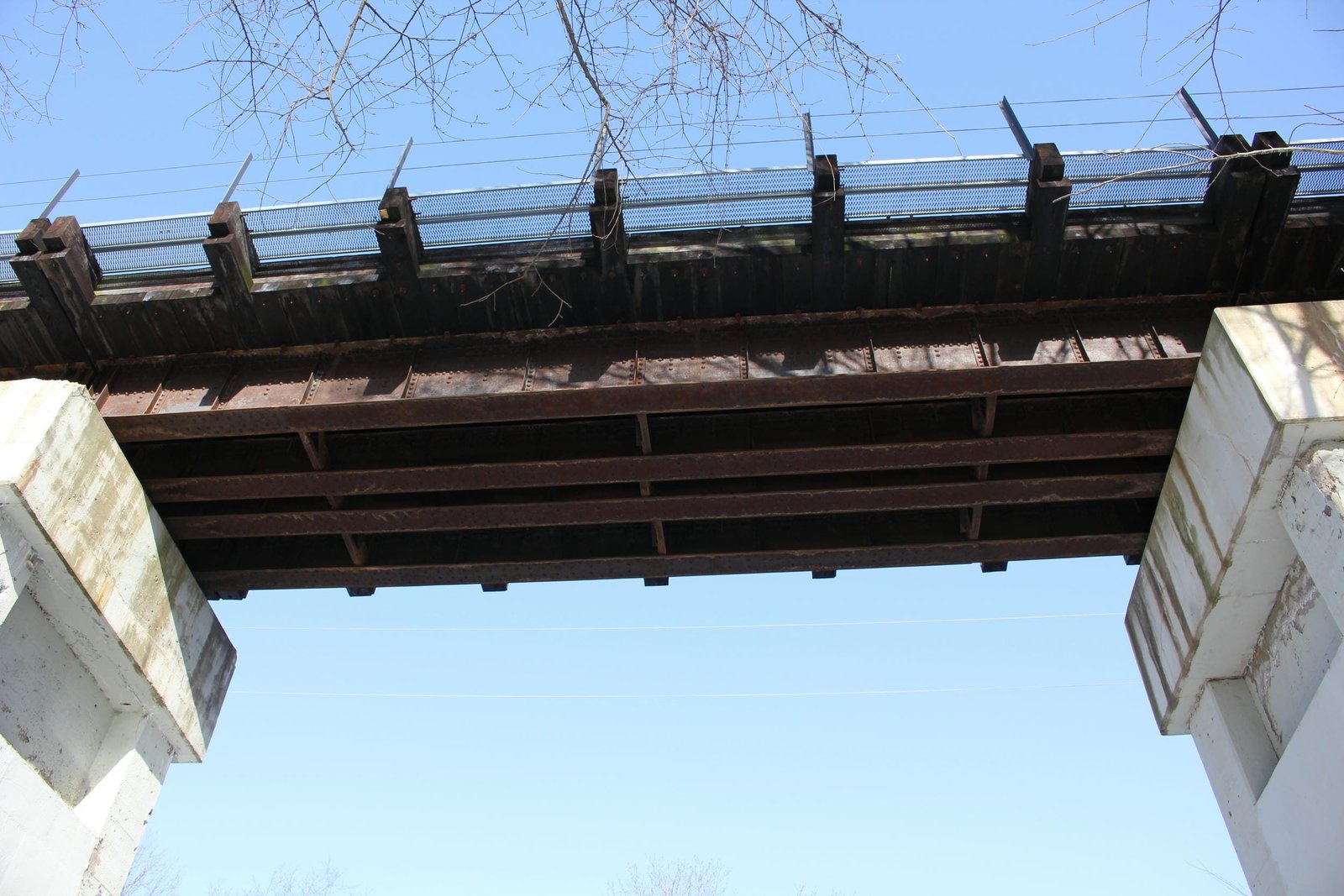 Center span